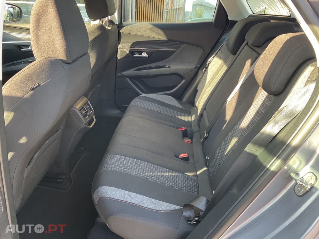 Peugeot 3008 1.6 BlueHDi Active