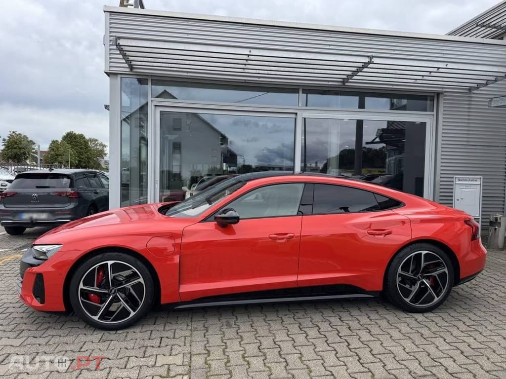 Audi RS E-Tron GT quattro