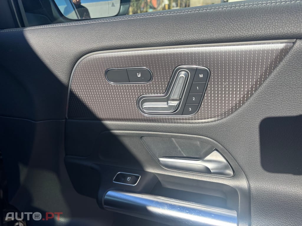 Mercedes-Benz EQA 250 Electric Art