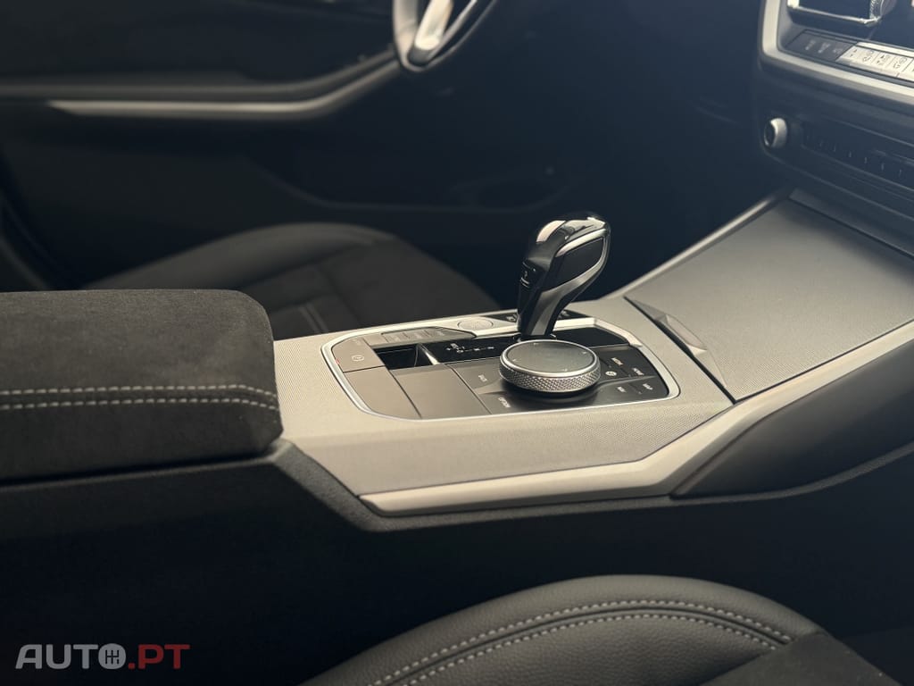 BMW 330 e Touring Corporate Edition Auto