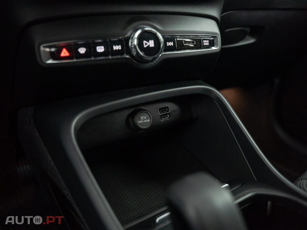 Volvo XC40 1.5 T5 PHEV Inscription Expression