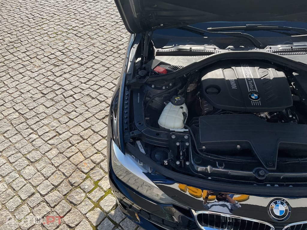 BMW 318 d Touring Line Sport