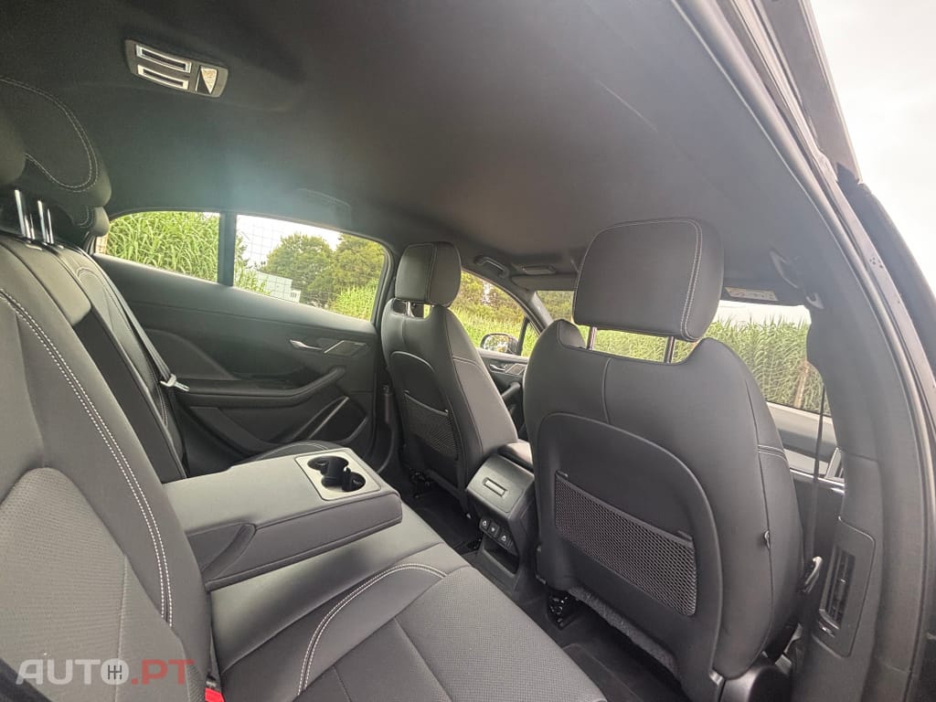 Jaguar I-Pace EV400 R-Dynamic HSE AWD