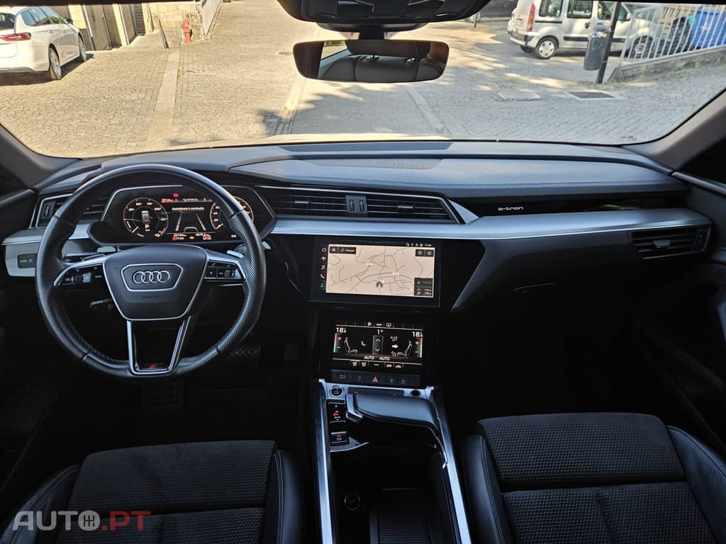 Audi E-Tron 55 quattro S line