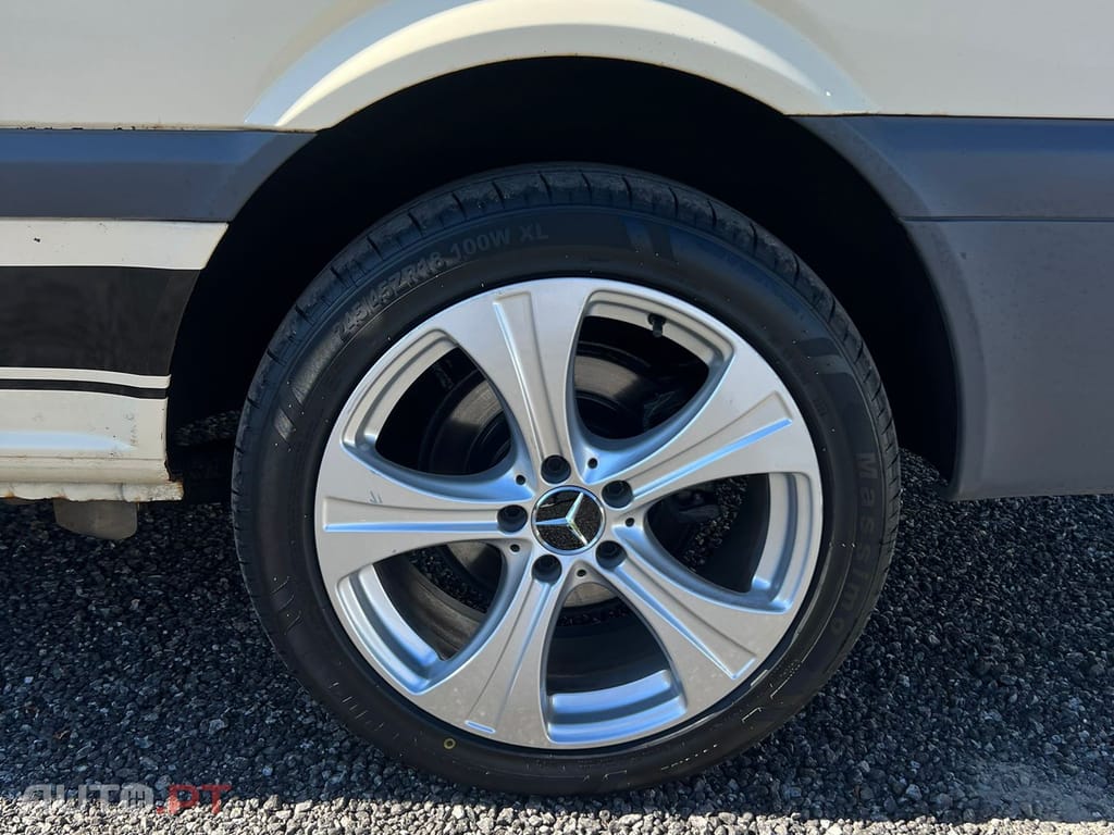 Mercedes-Benz Vito 9 LUGARES