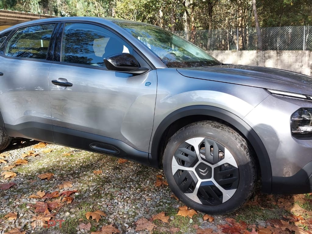 Citroen C4 e-C4 136 YOU