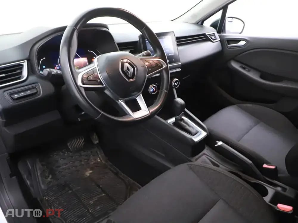Renault Clio 1.6 E-Tech Intens