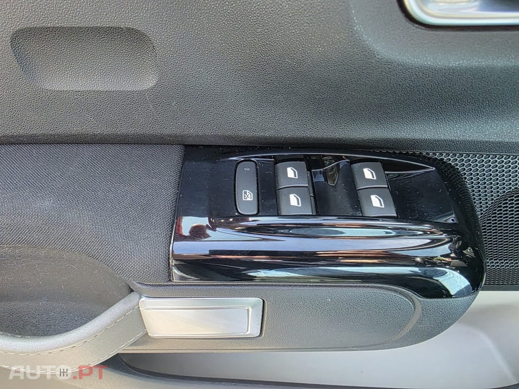 Citroen C3 1.2 PureTech C-Series
