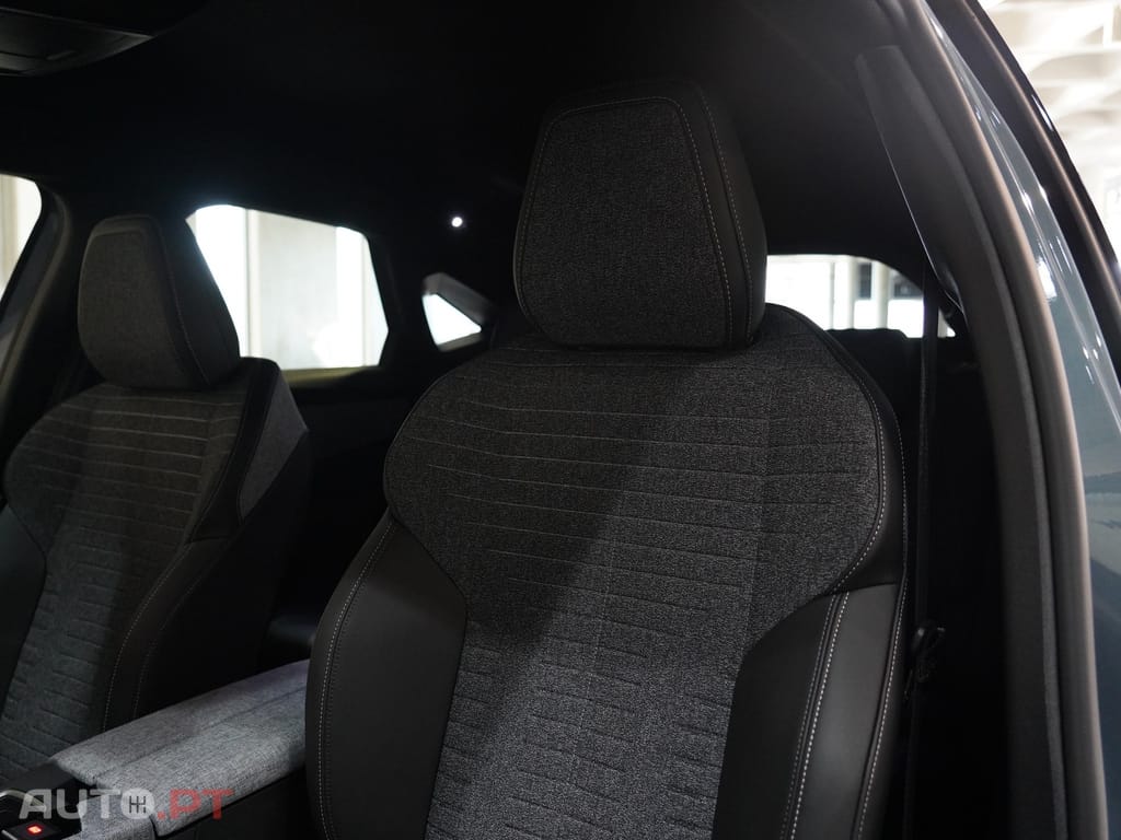 Peugeot 3008 1.2 Hybrid Allure e-DCS6