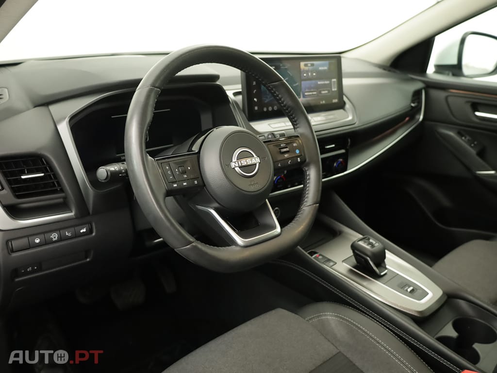 Nissan Qashqai Qashqai 1.3 DIG-T N-Connecta LED Xtronic