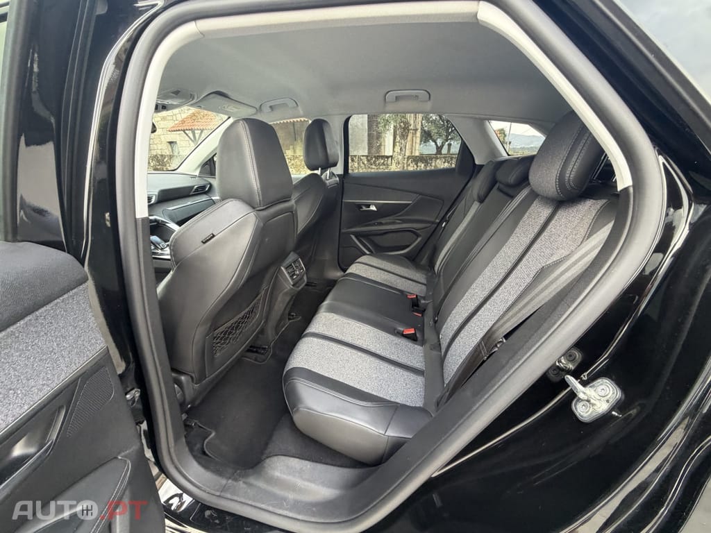 Peugeot 3008 1.6 BlueHDi Allure EAT6