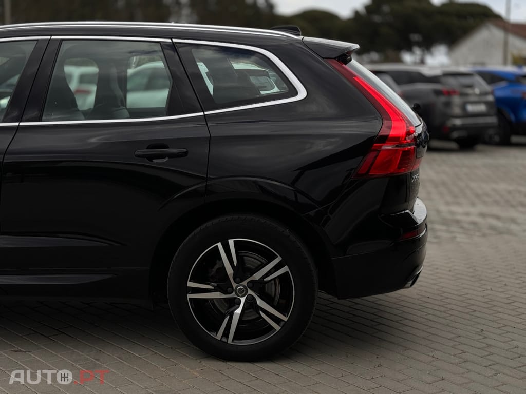 Volvo XC60 2.0 T8 PHEV R-Design Expression AWD