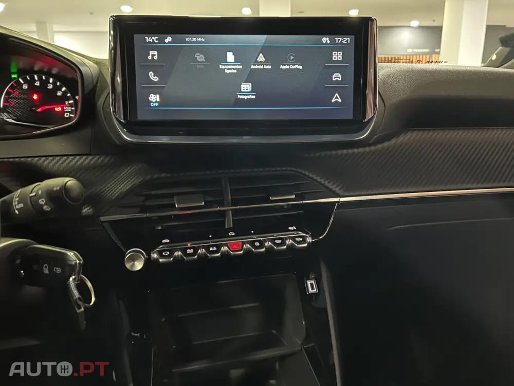 Peugeot 2008 1.2 PureTech Style