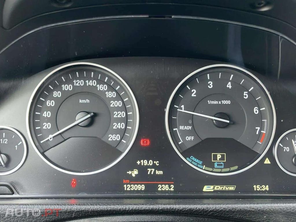 BMW 330 e iPerformance