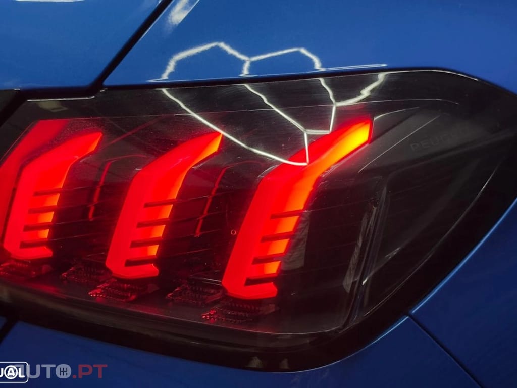Peugeot E-208 GT Pack