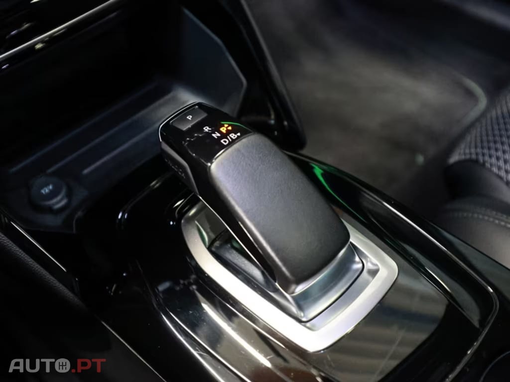 Peugeot E-2008 GT I.V.A DEDUTIVEL