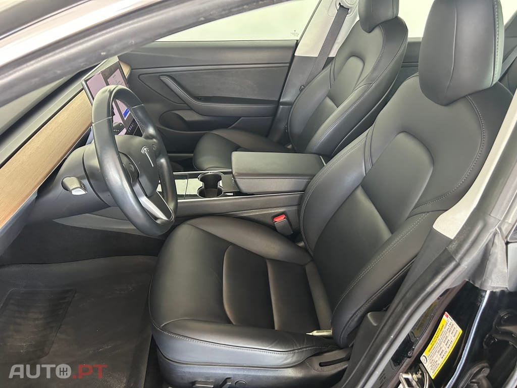 Tesla Model 3 Long-Range Dual Motor AWD