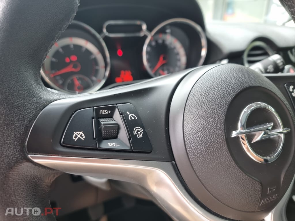 Opel Adam 1.2 Glam