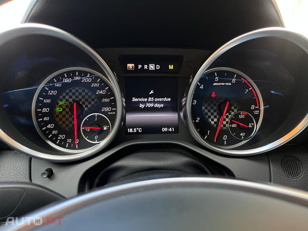Mercedes-Benz SLC V6