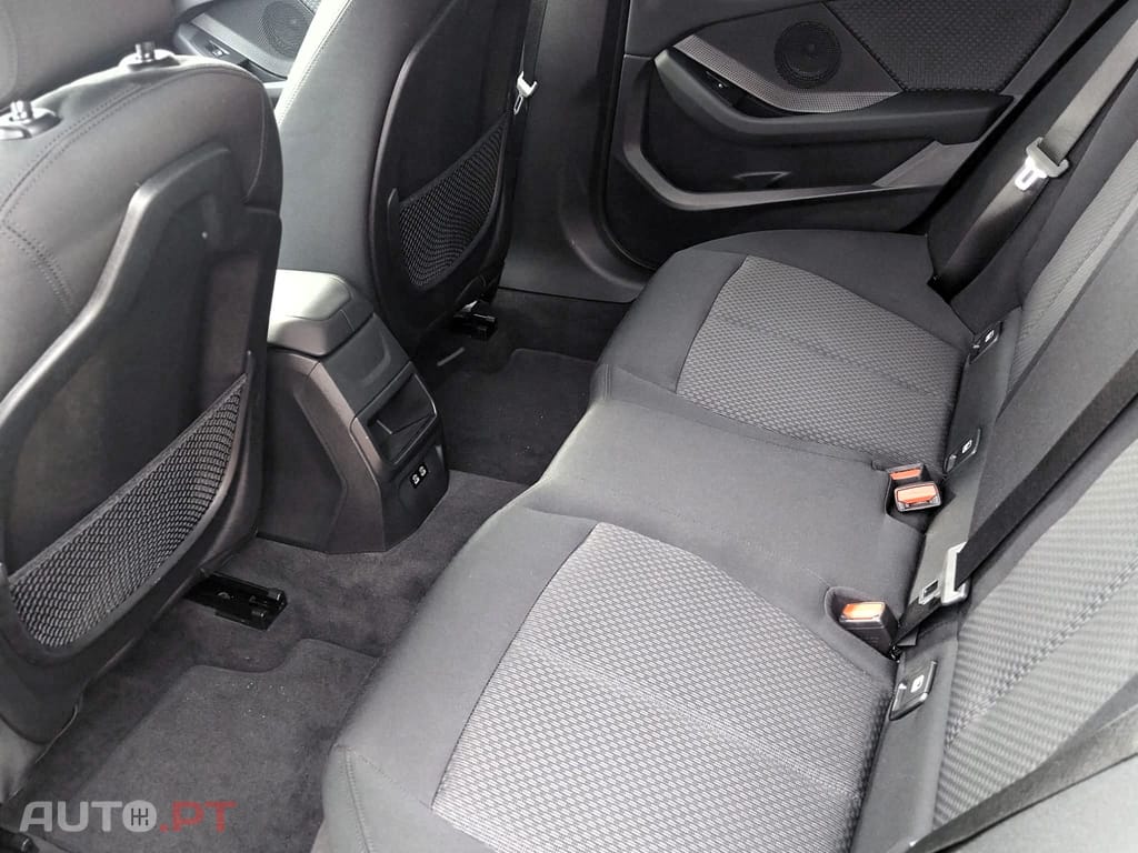 BMW 116 116d ADVENTAGE