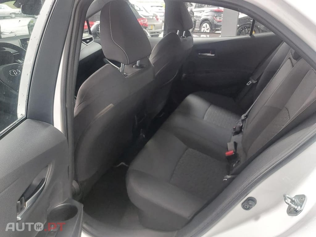 Toyota Corolla 1.8 Hybrid Comfort