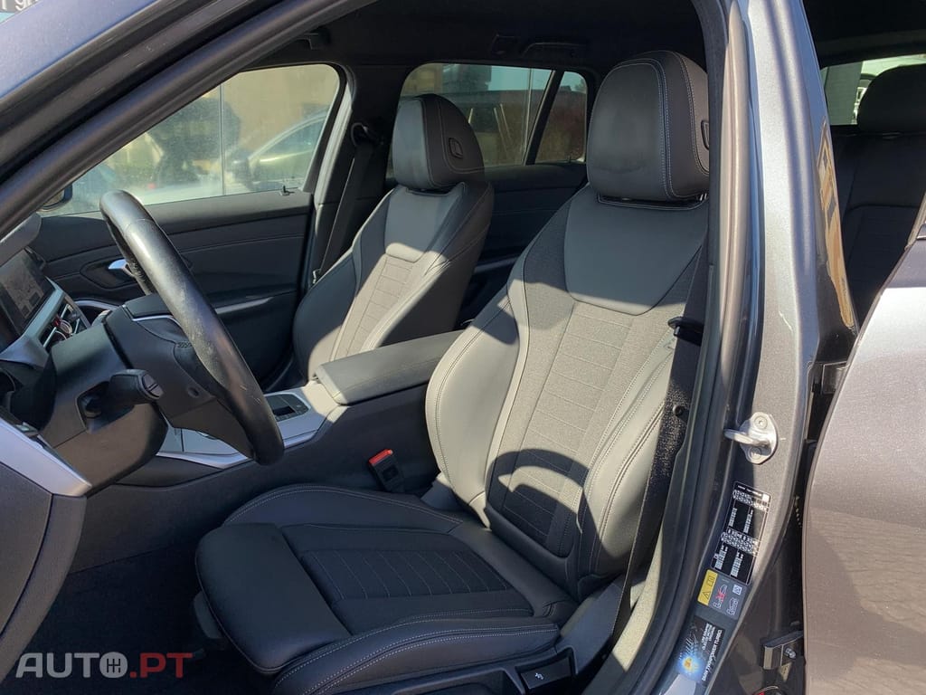 BMW 320 e Touring Line Luxury Auto
