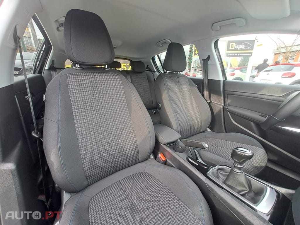 Peugeot 308 1.2 PureTech Allure J17