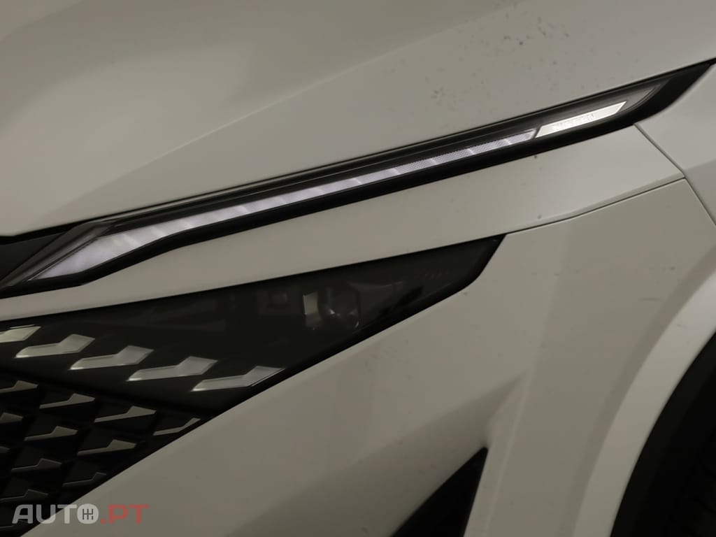 Nissan Qashqai Qashqai 1.3 DIG-T N-Connecta LED Xtronic