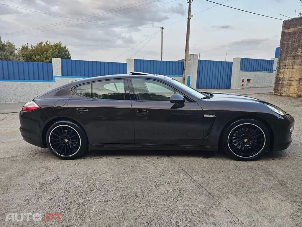 Porsche Panamera Platinum Edition