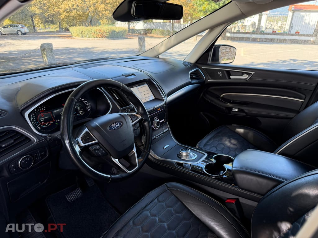 Ford S-Max 2.0 TDCi Vignale Powershift
