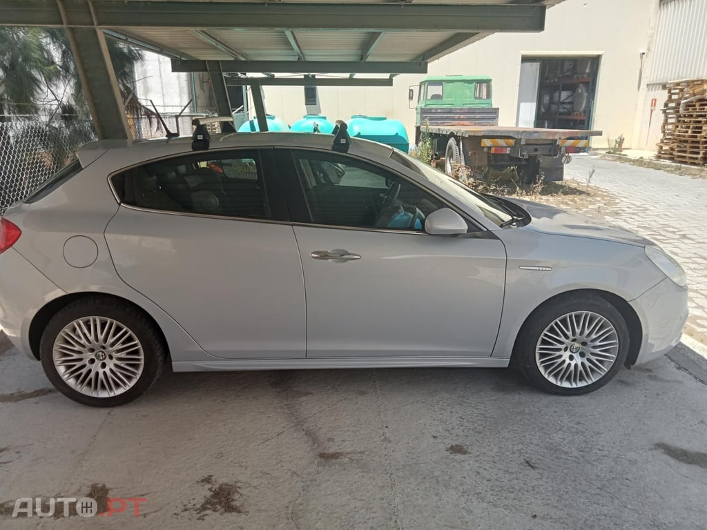 Alfa Romeo Giulietta 1.6JTDM2 EXCLUSIVE