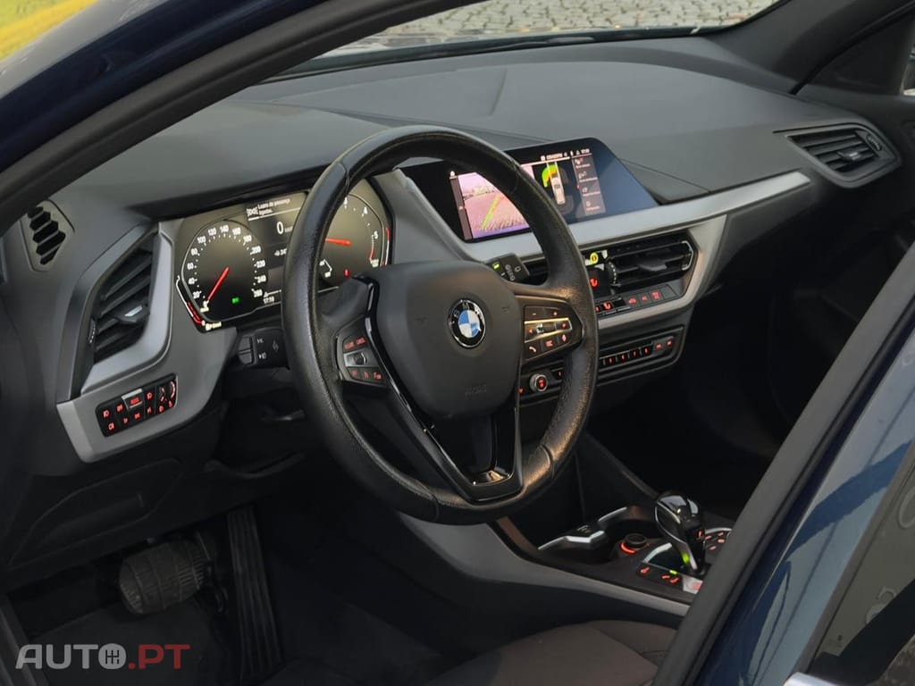 BMW 116 d Line Urban Auto