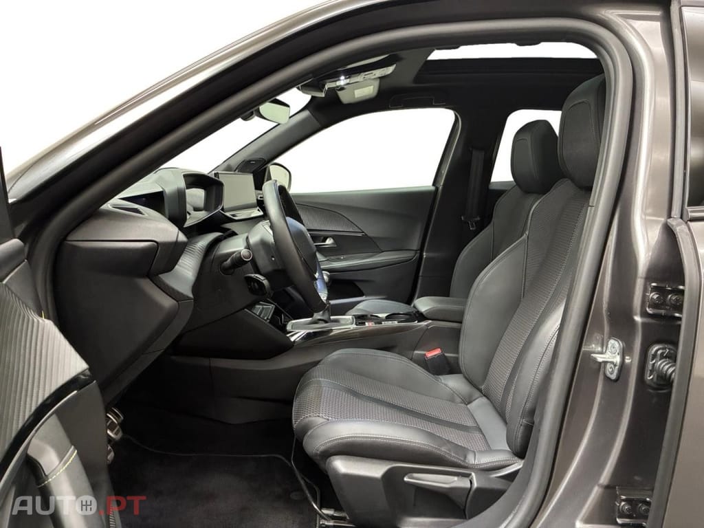Peugeot 2008 1.2 PureTech GT