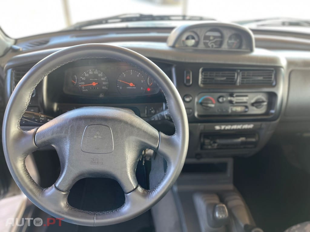 Mitsubishi L200 2.5 TD Strakar Sport CD