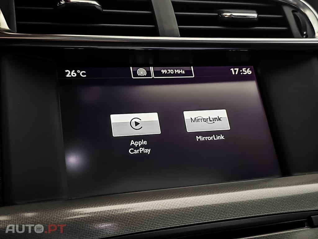 Citroen C4 1.2 PureTech Shine EAT6