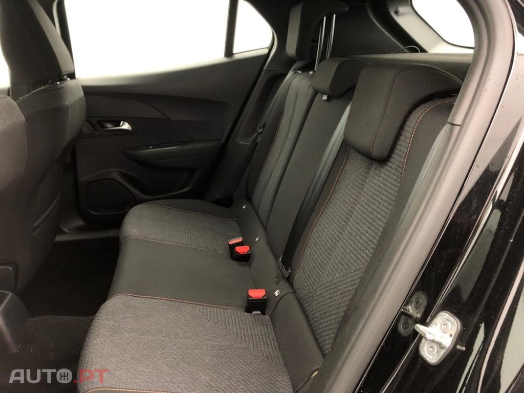 Peugeot 2008 1.2 PureTech Style
