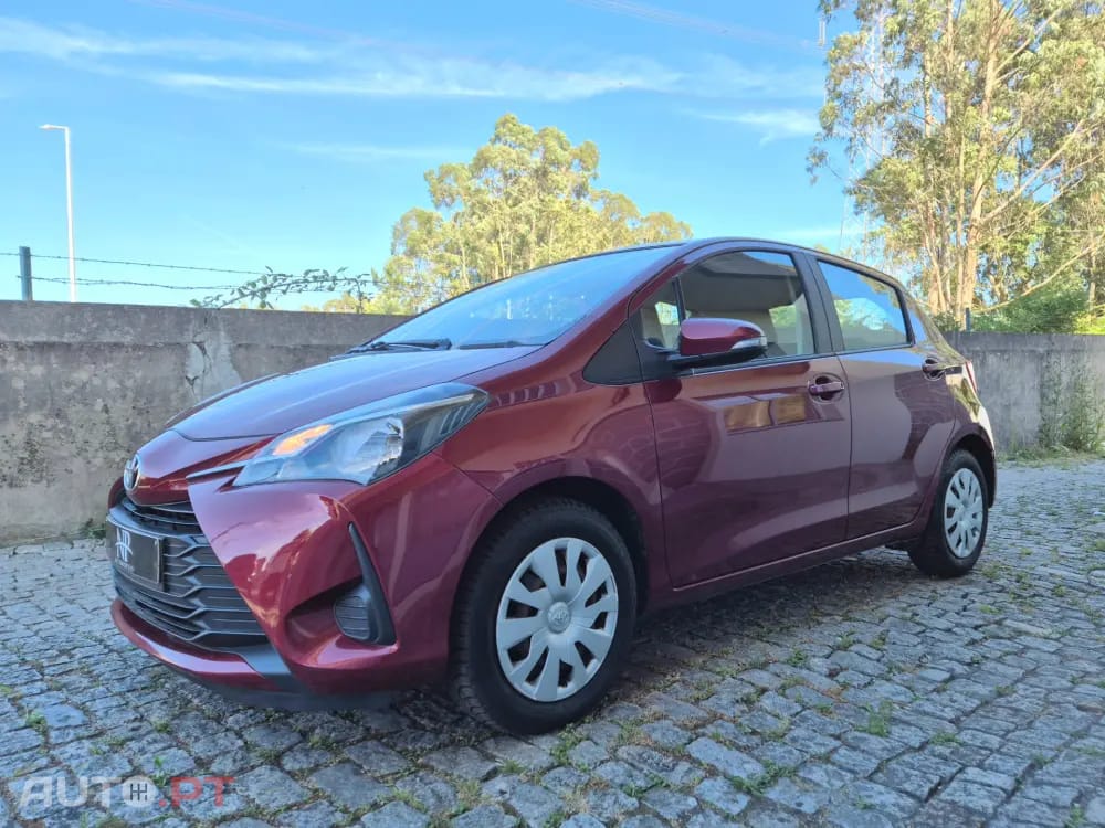 Toyota Yaris 1.5 VVT-i Active