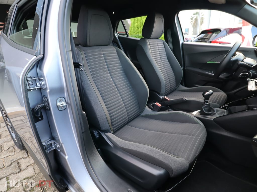 Peugeot 2008 1.2 PureTech Active