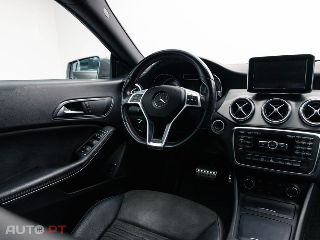 Mercedes-Benz CLA 220 CDi AMG Line Aut.