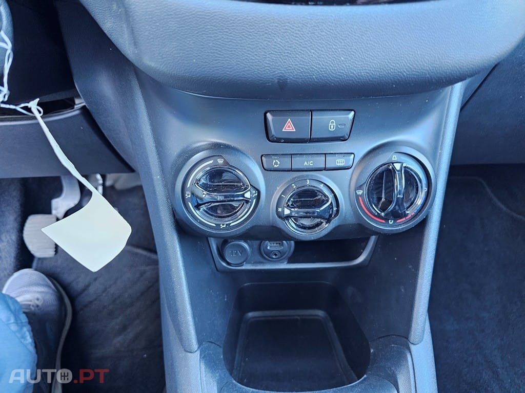 Peugeot 208 1.2 VTi Active