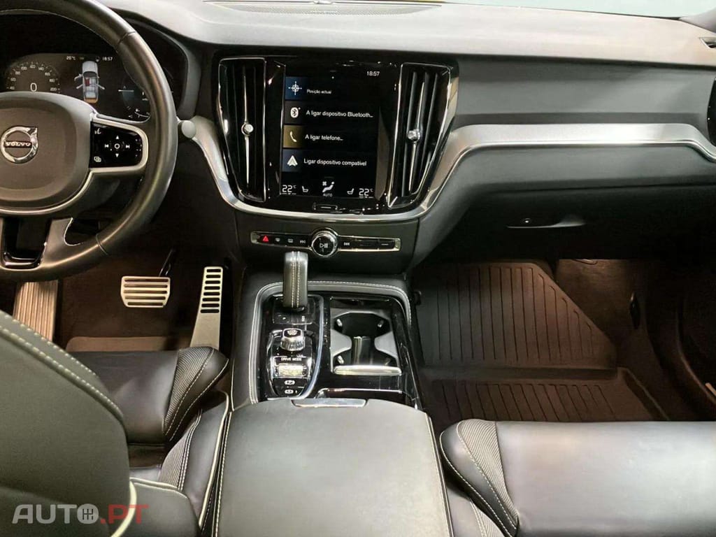 Volvo S60 2.0 T8 PHEV R-Design AWD