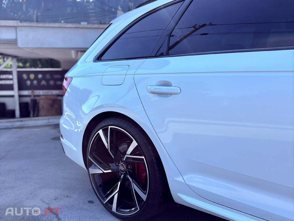 Audi A4 Avant 2.0 TDI S-line S tronic