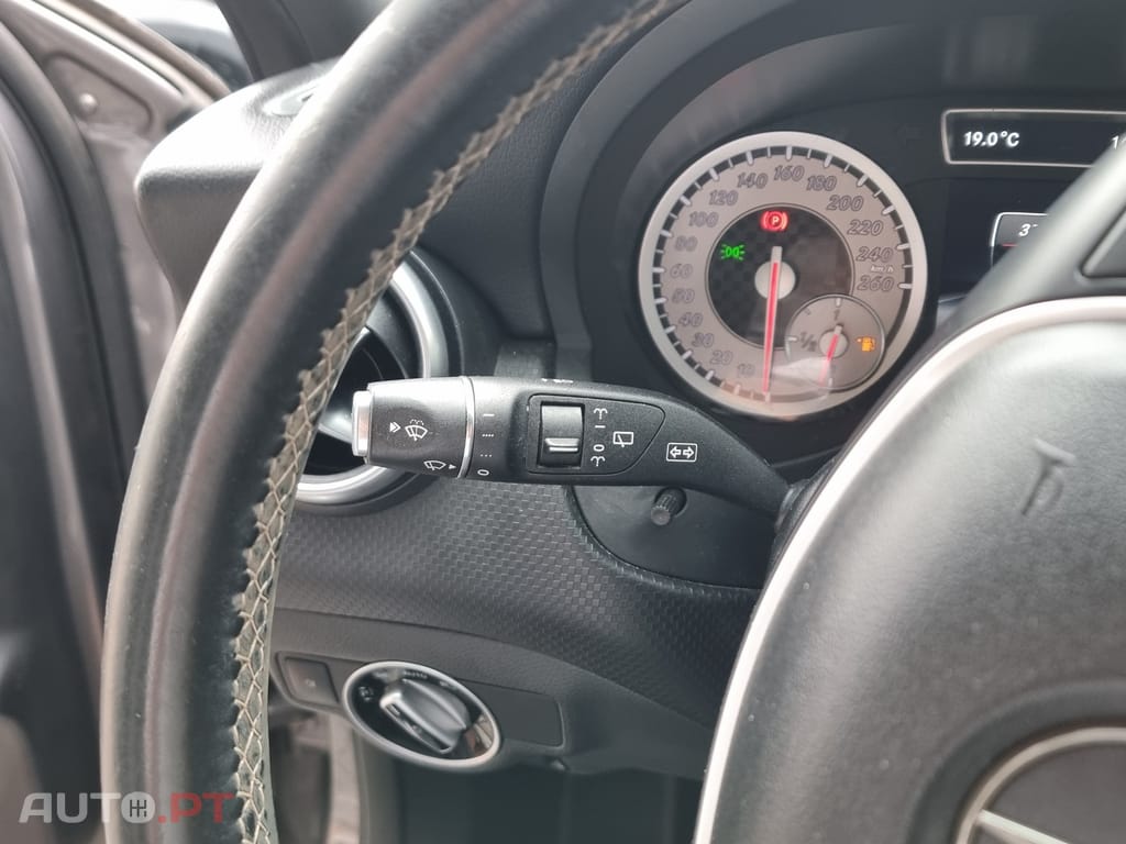 Mercedes-Benz A 180 Dynamic Edition