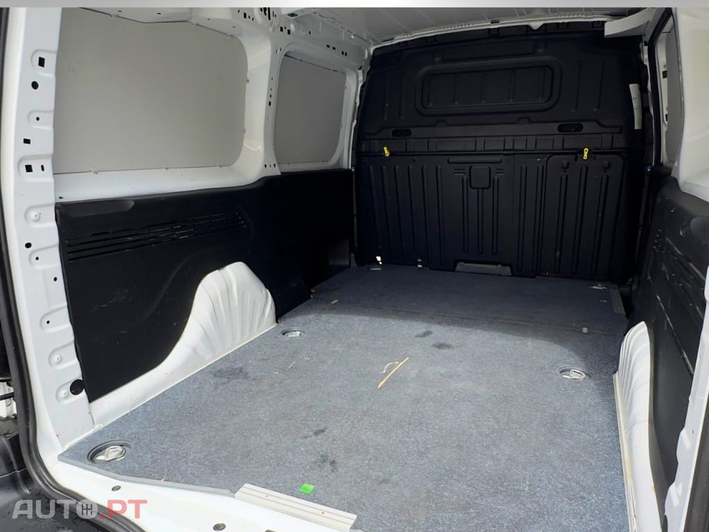 Peugeot Partner 1.5 BlueHDi Avantage Edition Longa