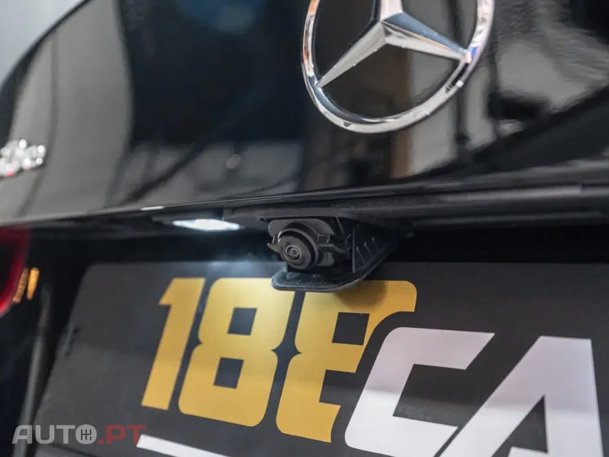 Mercedes-Benz A 250 e 8G-DCT AMG Line