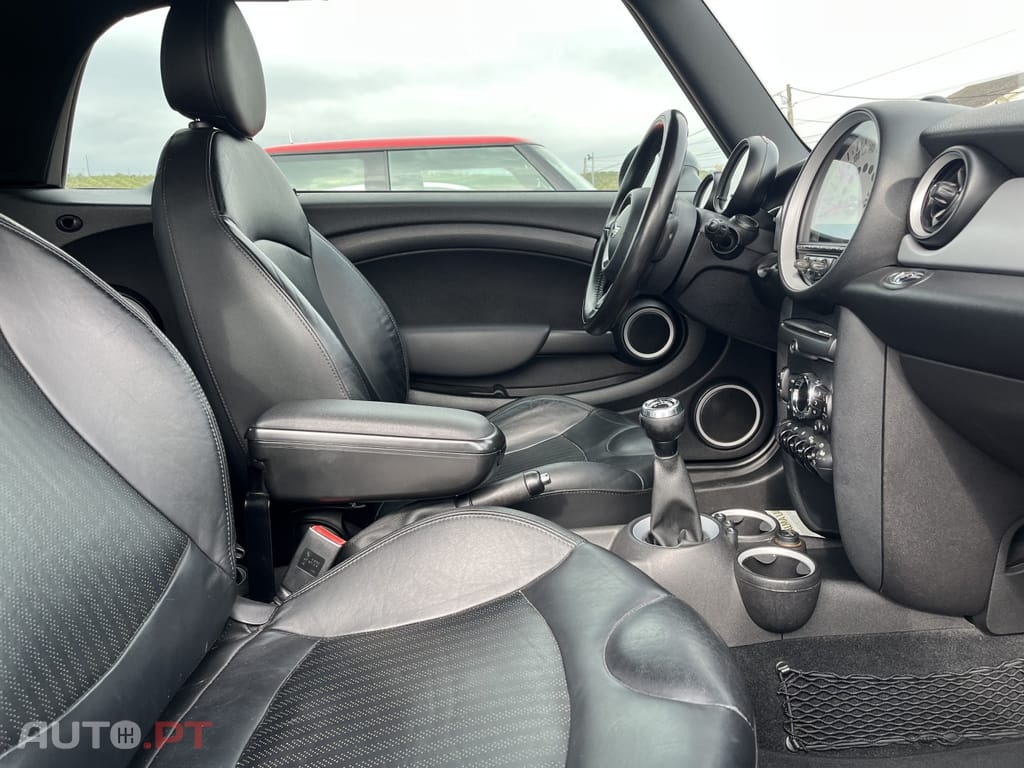 MINI Cooper Cooper D