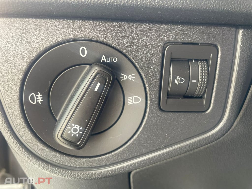 Volkswagen Polo 1.0 Confortline Nav