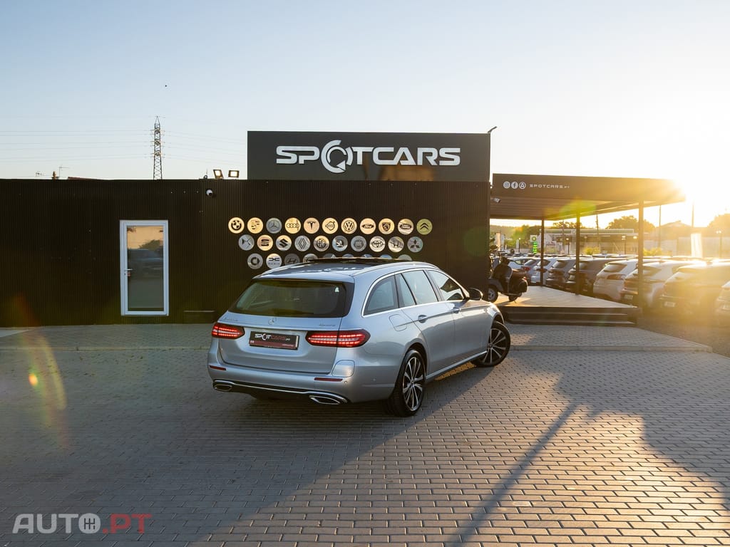 Mercedes-Benz E 300 de Avantgarde 4Matic