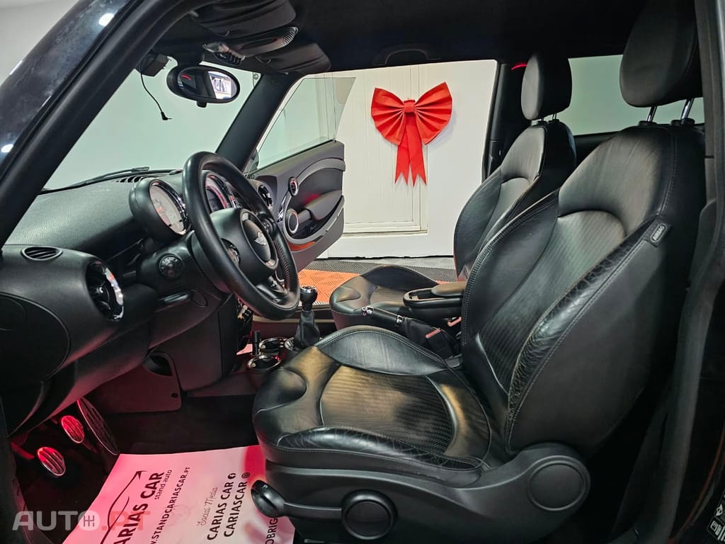 MINI Cooper S John Cooper Works