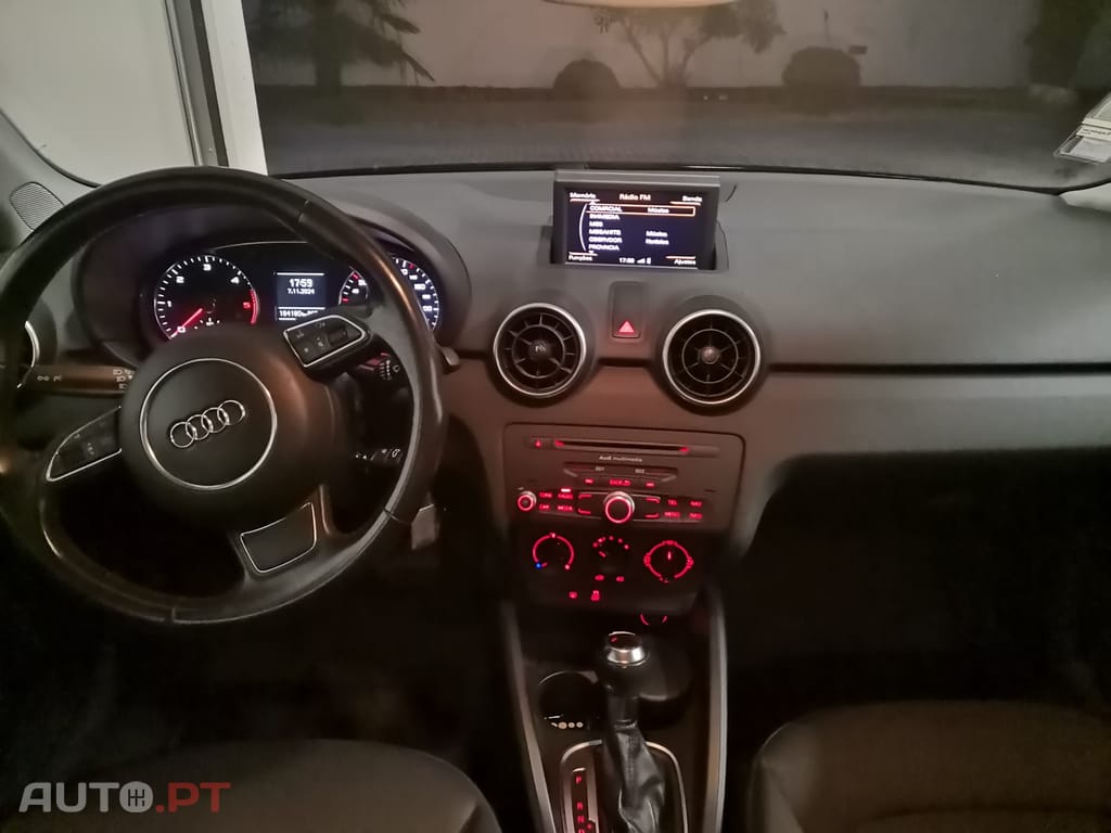 Audi A1 Sportback 1.6 TDI S tronic